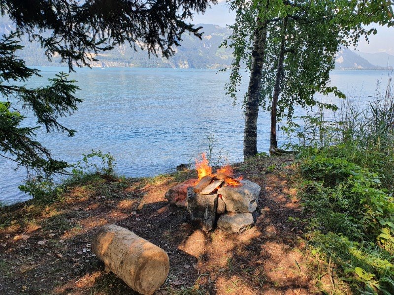 Seebacher 56, 3706 Leissigen, Schweiz