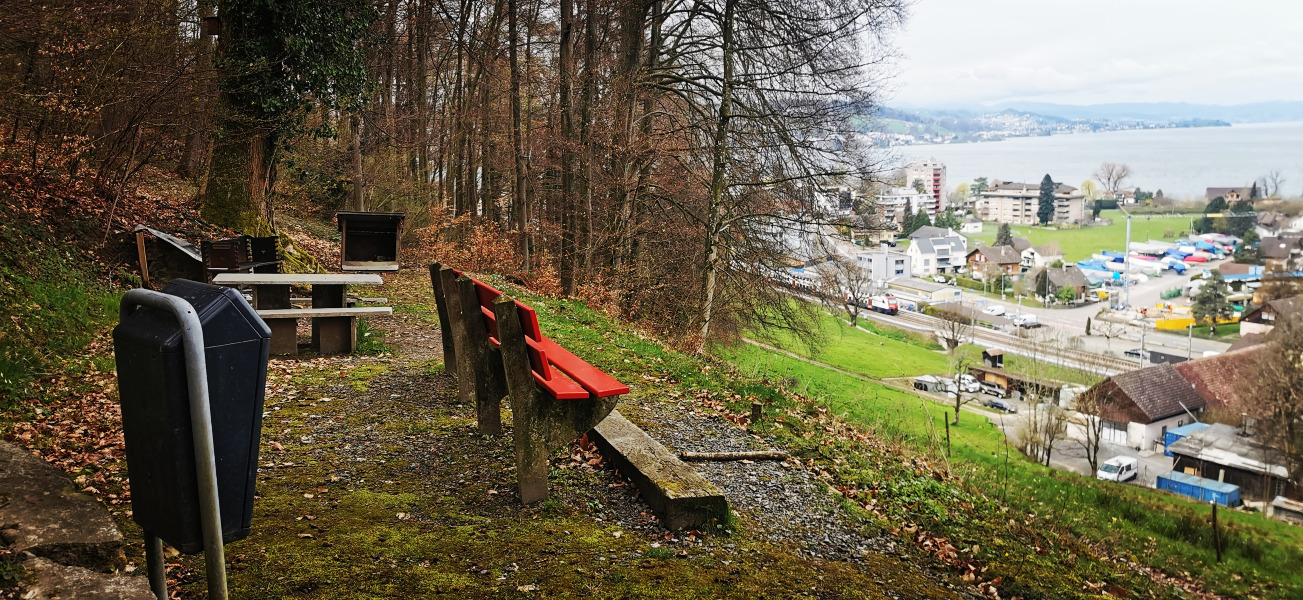 Bahnweg 29, 8806 Bäch SZ, Schweiz