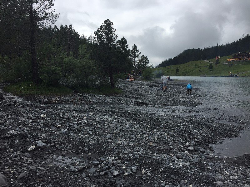 Oeschinensee Beach