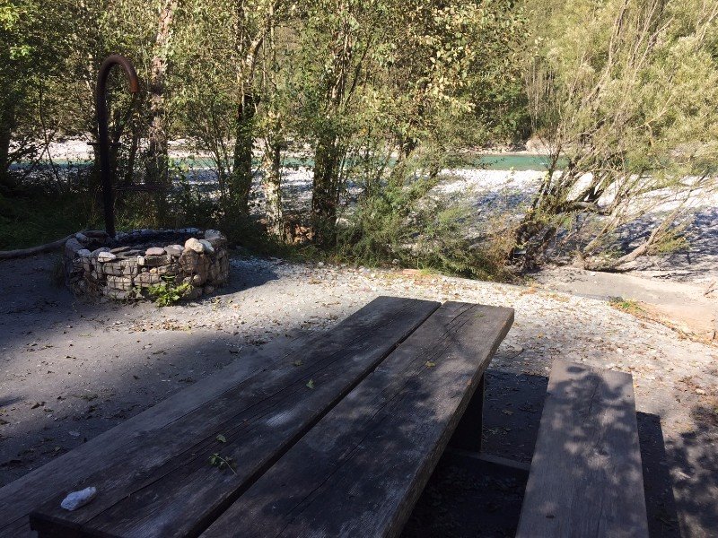 Rastplatz Schwarzes Loch, Rheinschlucht